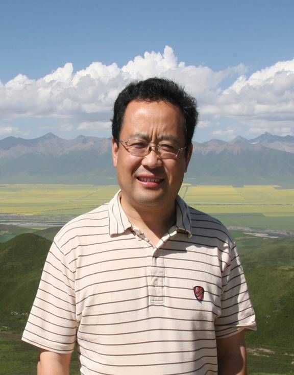 金沙2004路线js5创新论坛第六百三十九讲（“弘扬爱国奋斗精神、建功立业新时代”系列活动)：“三极”关联性变化及其风险分析