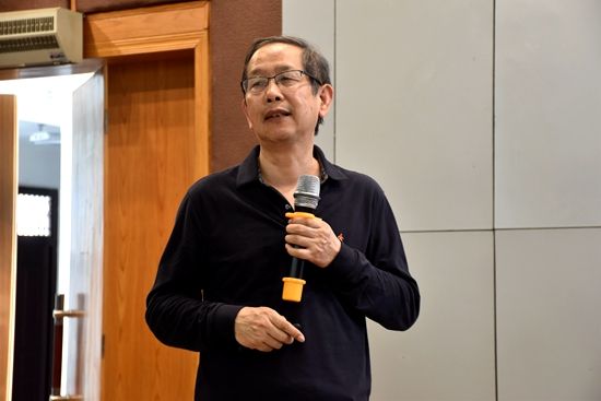 金沙2004路线js5创新论坛第五百八十八讲（“弘扬爱国奋斗精神、建功立业新时代”系列活动)：Prohibitions caused by nonlocality for nonlocal Boussinesq-KdV type systems