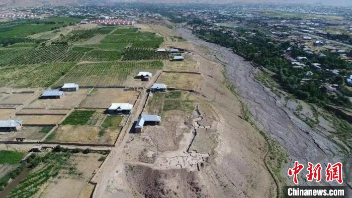 图为拉巴特一号墓地遗址区地形。　金沙2004路线js5 供图